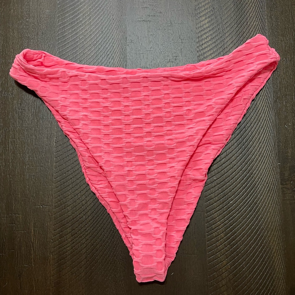 Pink Textured Bikini Set - Picture 3 of 4
